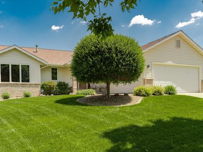 5212 Nicklaus Dr NW, Rochester, MN, 55901