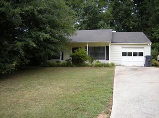 616 River Bend Cir SW, Smyrna, GA 30082