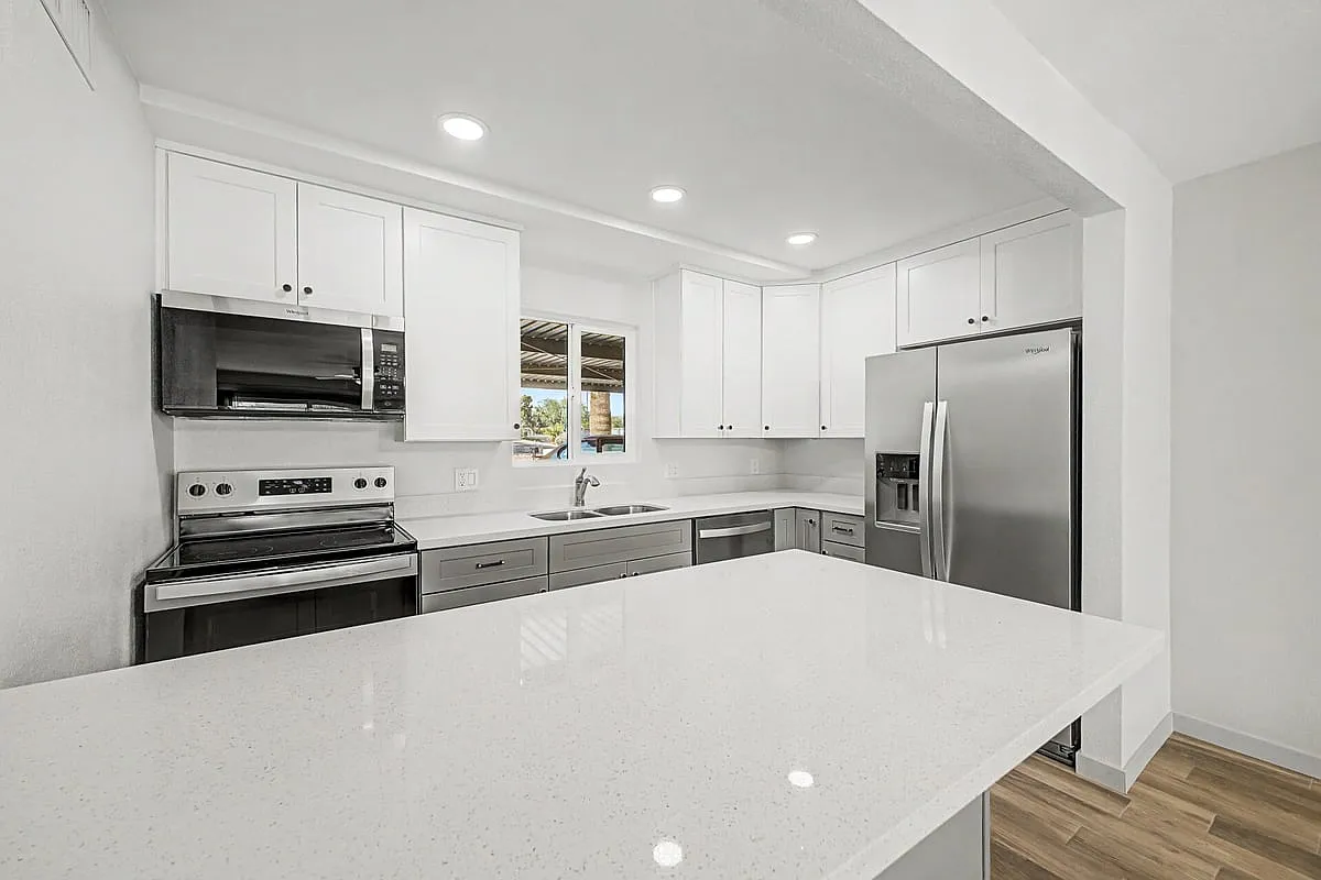 16821 East Ibsen Drive Unit B — Photo 1