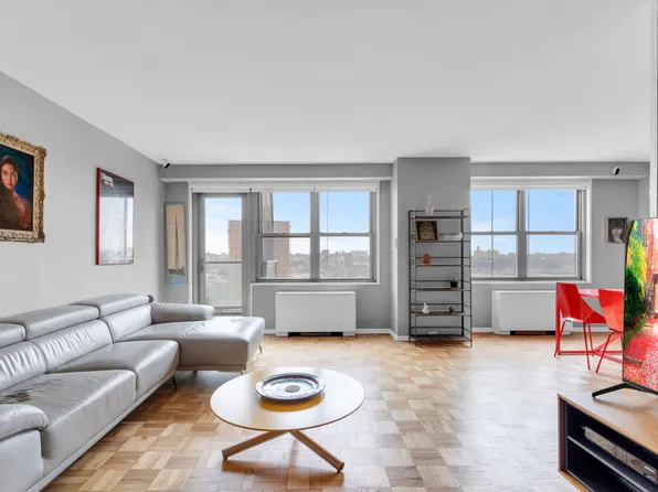 2500 Johnson Avenue image 3 of 53