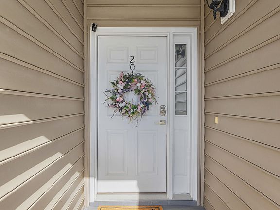 3rd image of 411 Mahogany Dr. #201
