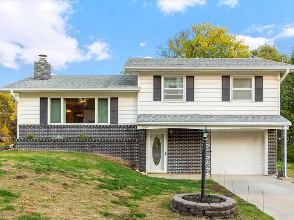 1004 Sherwood Ln, Red Oak, IA 51566