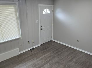 4063 Columbus St APT 3, Wayne, MI 48184