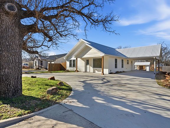 2nd image of 306 N Dale Ave