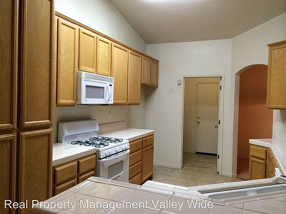 3rd image of 7455 W Trevor Ct