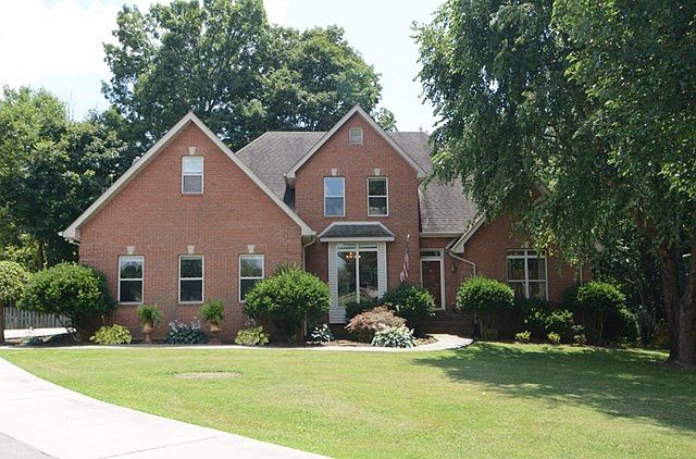 1st image of 136 Whites Point Dr