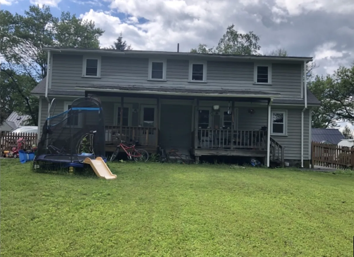 6 Whitcomb Ave — Photo 2