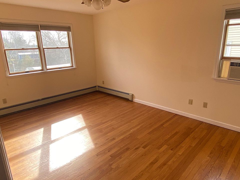 1st image of 21F Church St