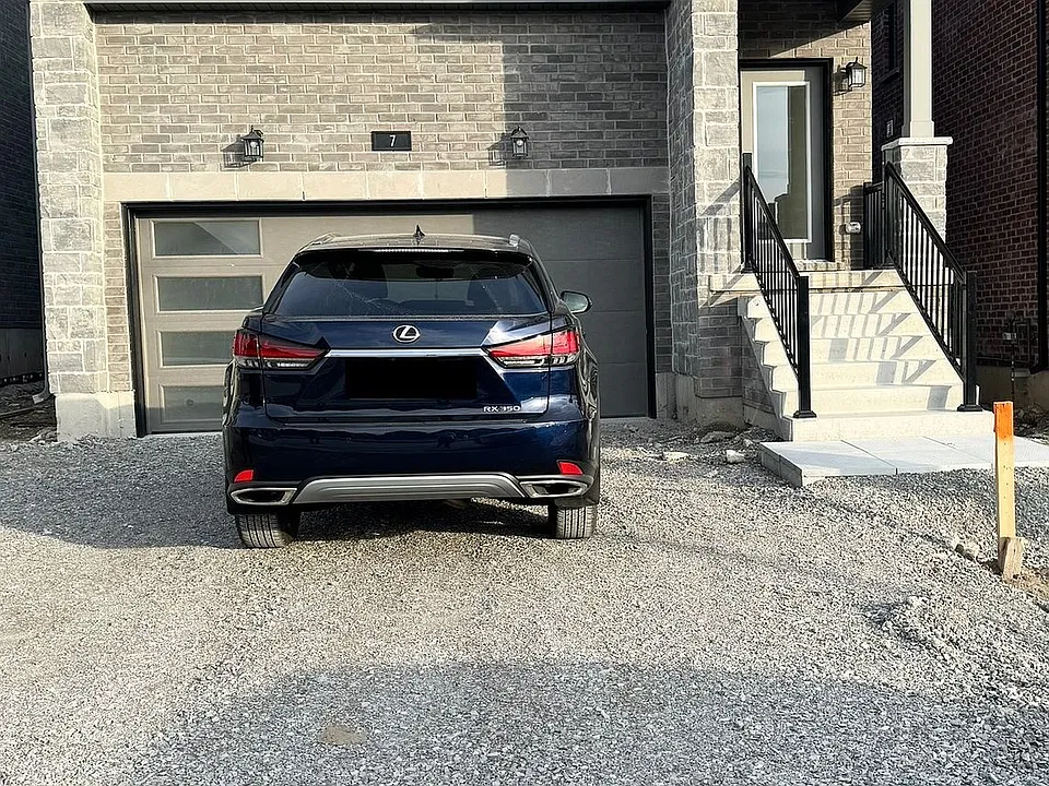 7 Gateway Dr