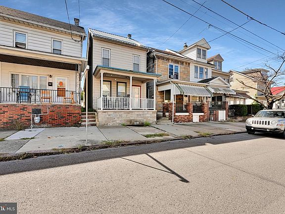 5th image of 336 W 3rd St