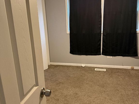 5th image of 8626 Trumbull Ave