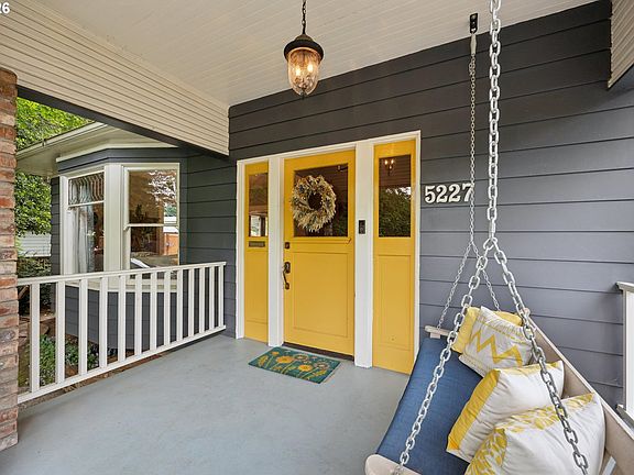 3rd image of 5227 SE 43rd Ave