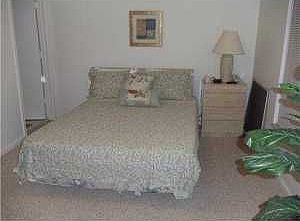 5th image of 368 Waterside Dr