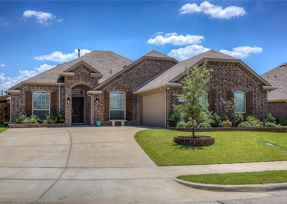 1st image of 1415 Dhaka Dr