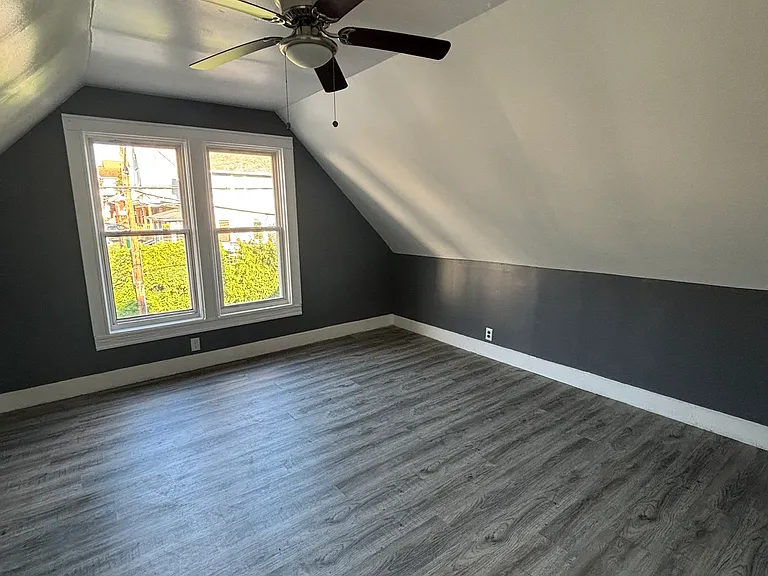 843 Fairbanks Ave — Photo 8