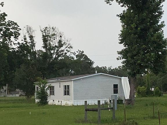 4th image of 10031 NW Sycamore Trl