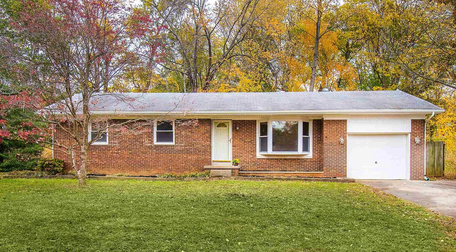 6588 Valley Rd photo 1