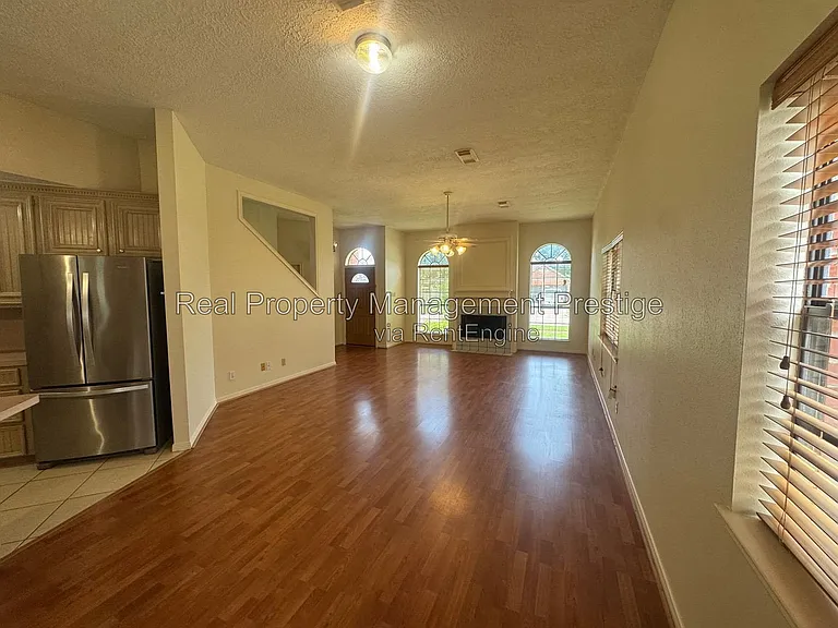 4422 Egret Dr — Photo 5
