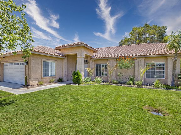 3rd image of 43950 Milan Ct