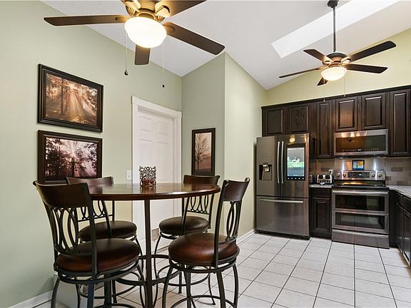 5th image of 11111 Shadybrook Dr