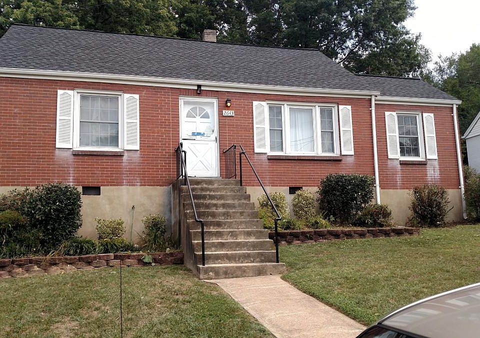 1st image of 2643 Fairway Dr SW
