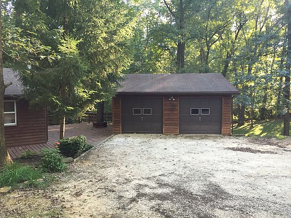 2 car detached garage