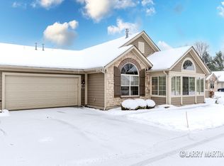 5331 Mapleside Ln SW, Wyoming, MI 49418
