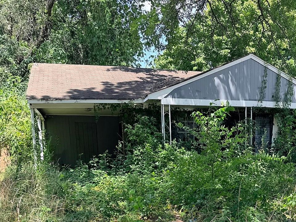 2nd image of 844 Brandywine Blvd