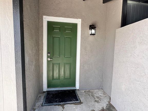 4th image of 45430 Andale Ave