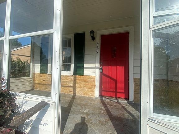 3rd image of 420 Bernard Dr