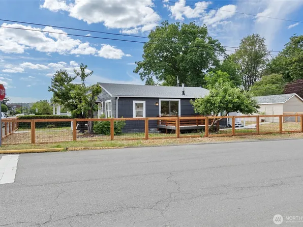 421 4th Street NE, Auburn, WA 98002