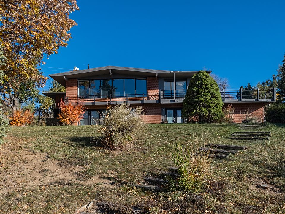 1st image of 1034 Westview Dr