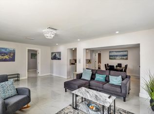 255 Glouchester St, Boca Raton, FL 33487