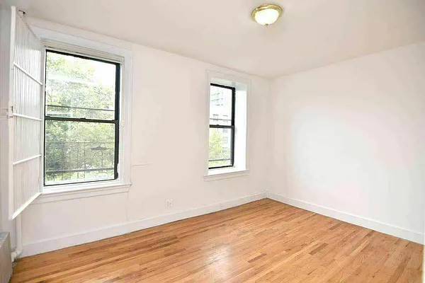 Rented by Bohemia Realty Group | media 14