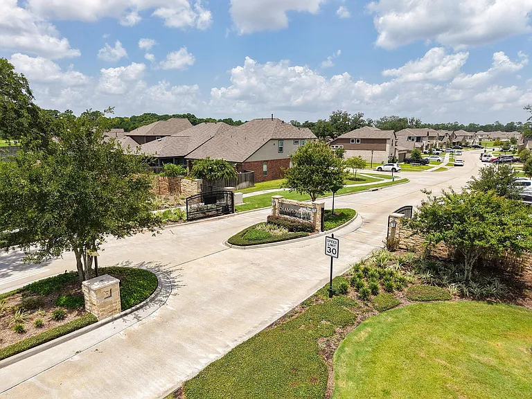 5511 Gothic Oak Dr — Photo 25