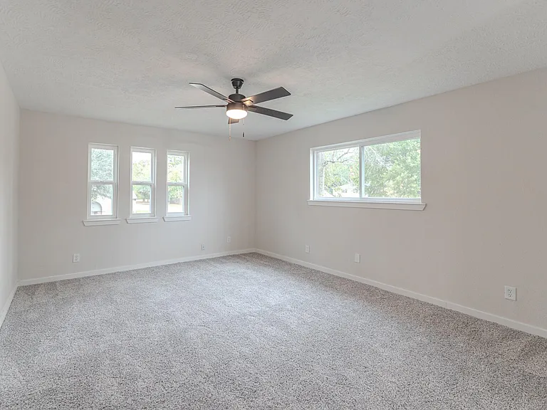28814 Enchanted Dr — Photo 24
