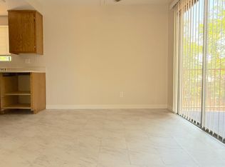 25880 Dartmouth St #15A, Hemet, CA 92544