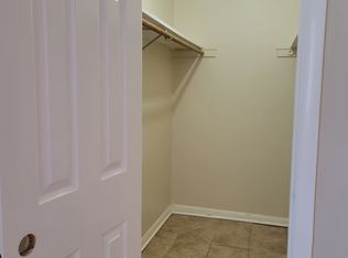 332 N Oakwood Ave #S1, Waukegan, IL 60085