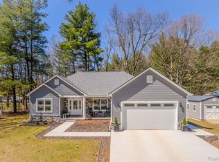 114 Larson Rd, Attica, MI 48412