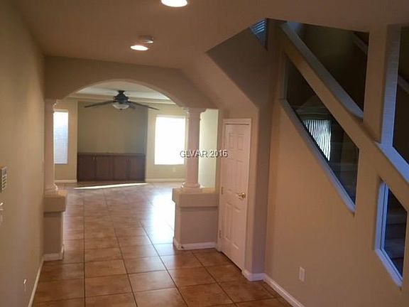 3rd image of 6815 Villa Creek Ct