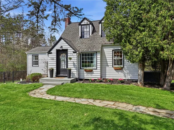 1222 Ellis Hollow Rd, Ithaca, NY 14850