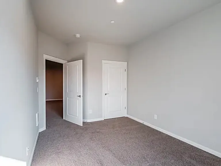 4125 Market St NE #204 — Photo 11