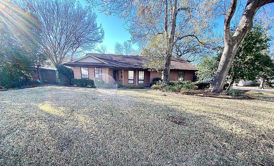 1st image of 1713 Crestdale Dr