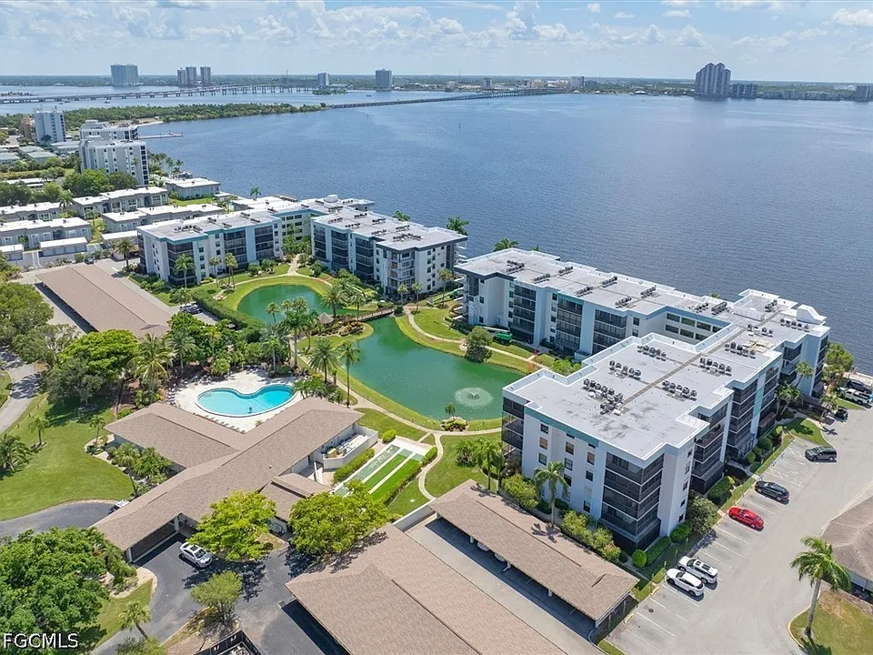 3490 N Key Dr #212