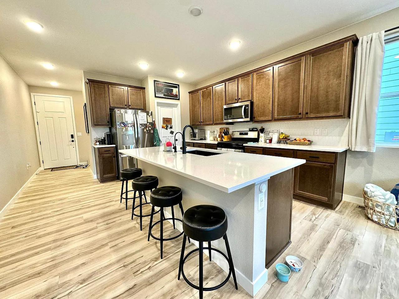 4752 Kipp Pl — Photo 3