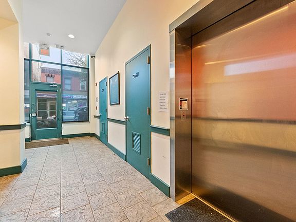 3rd image of 418 Martin Luther King Jr Dr APT 3E