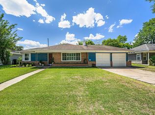 8422 Lorrie Dr, Houston, TX 77025