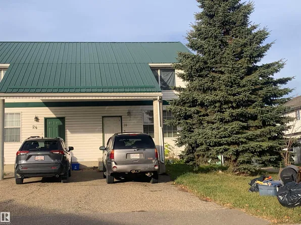 28 Brownstone Rd, Lacombe, AB T4L 1V6