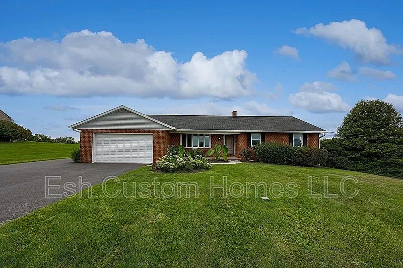 1st image of 2208 Forry Rd