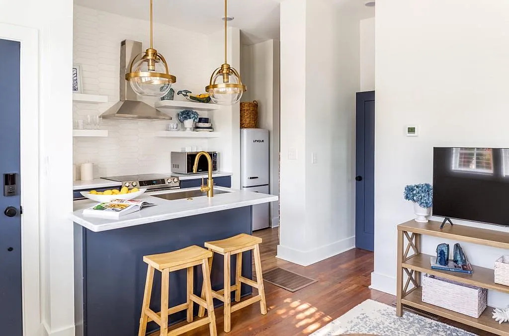 1 bed, 1.0 bath, 662 sqft, $3,000 — Photo 4
